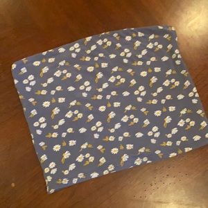 Blue daisy tube top